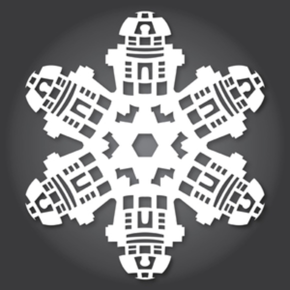 Galaxy Paper Snowflakes x 4 | Space Decor | Snowflake Garland | Star Wars - Picture 10 of 14